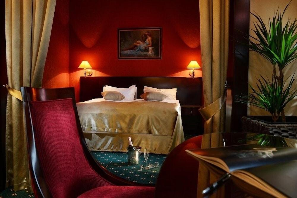 Hotel Europa โปปรัด ภายนอก รูปภาพ
