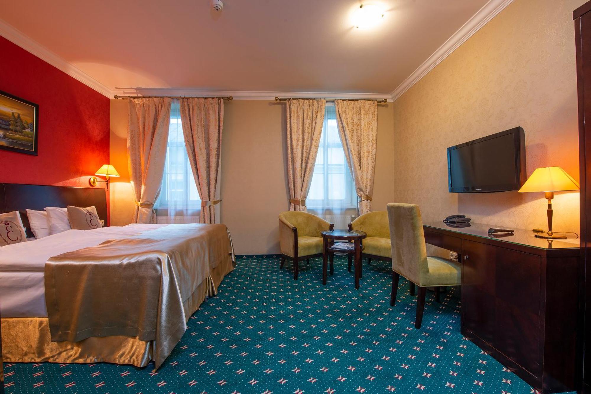 Hotel Europa โปปรัด ภายนอก รูปภาพ