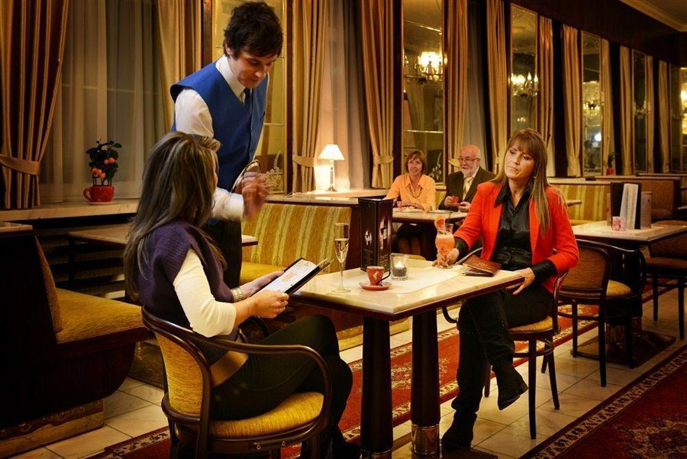 Hotel Europa โปปรัด ภายนอก รูปภาพ