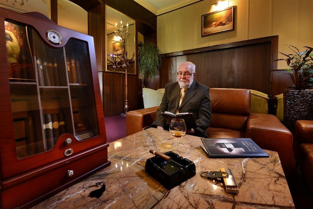 Hotel Europa โปปรัด ภายนอก รูปภาพ