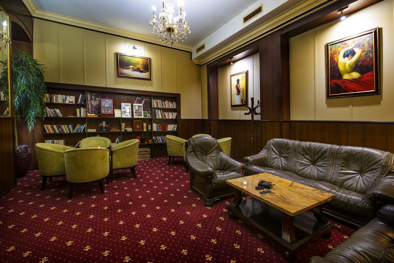 Hotel Europa โปปรัด ภายนอก รูปภาพ